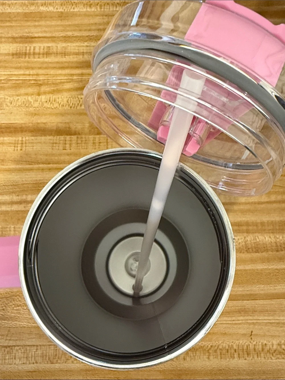 Unlisted Pink Insulated Travel Mug with Handle and Straw - 'I Beg Your Parton'